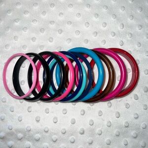 Plastic Bangles Blue Aqua Amber Black Red Pink 11 Bracelets Sets Y2K 80s 90s